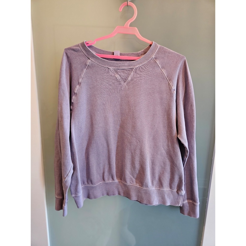 Old navy crewneck sweater size medium